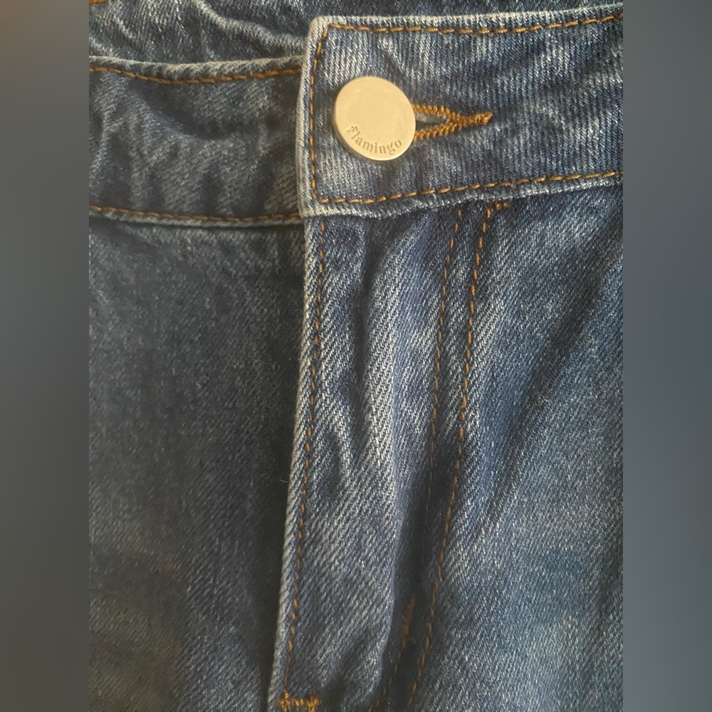 Classic Blue Straight Leg Jeans with Indigo Wash